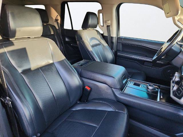 Certified 2024 Ford Expedition XLT RWD image 24