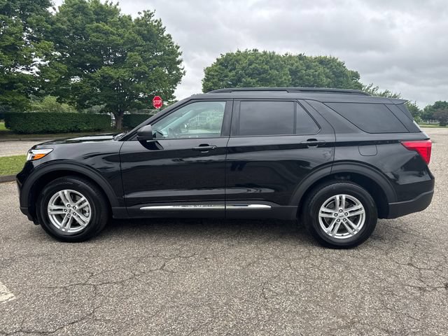 Certified 2023 Ford Explorer XLT w/ Equipment Group 202A AWD/4WD image 6