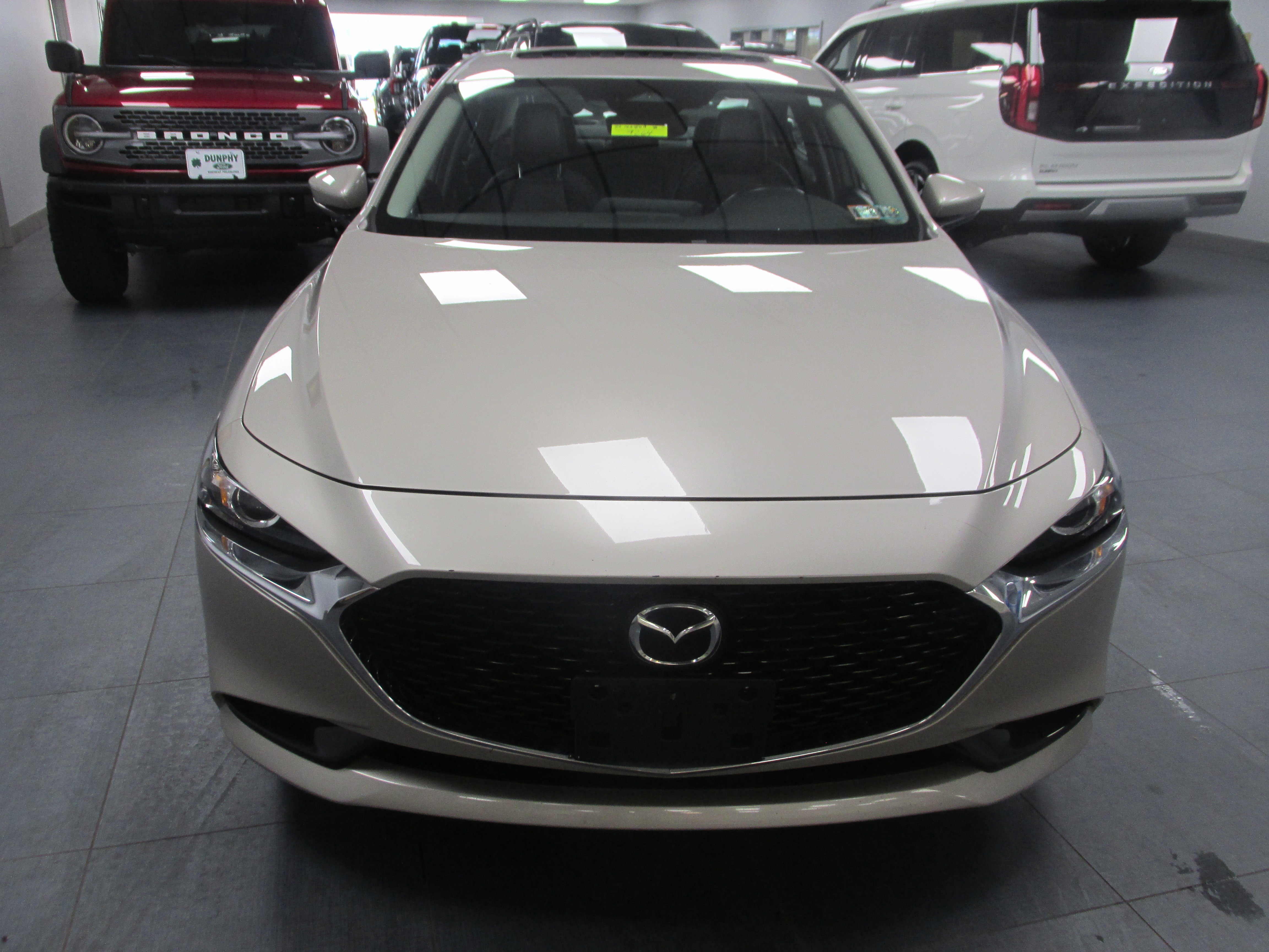 Used 2024 MAZDA MAZDA3 s image 8