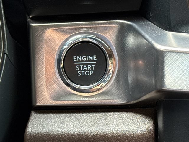 Certified 2024 Ford F250 King Ranch w/ FX4 Off-Road Package AWD/4WD image 29