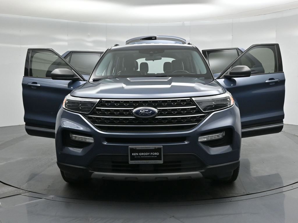 Certified 2021 Ford Explorer XLT w/ Equipment Group 202A image 53