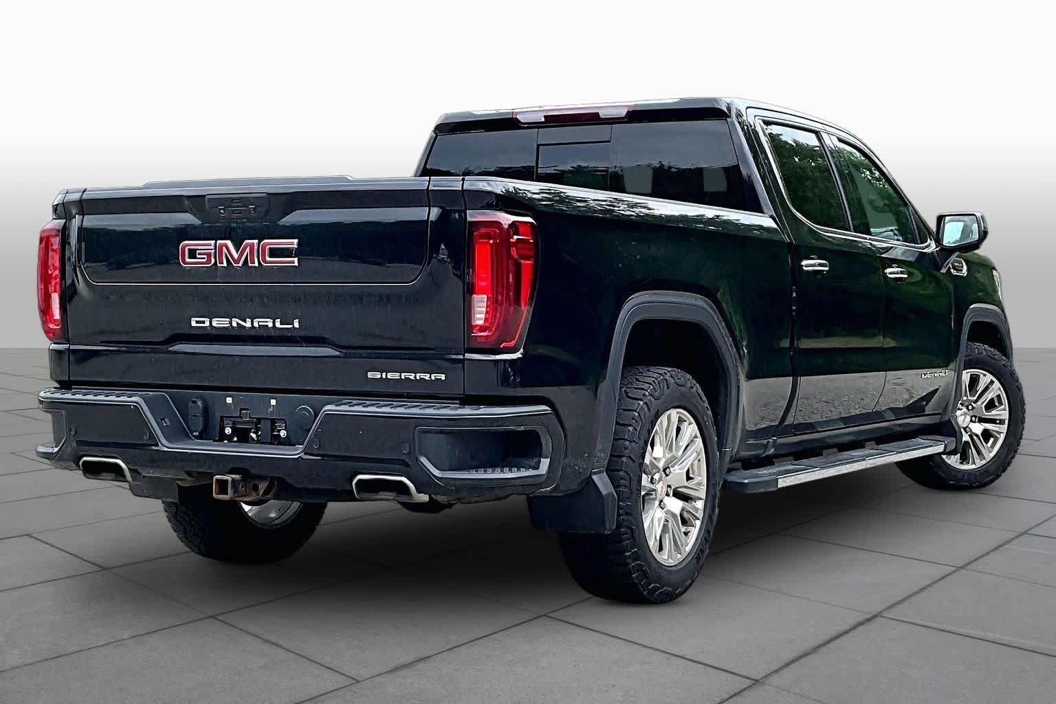 Used 2022 GMC Sierra 1500 Denali AWD/4WD image 13
