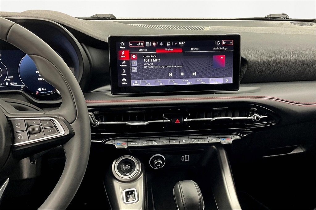 Used 2024 Dodge Hornet R/T image 8