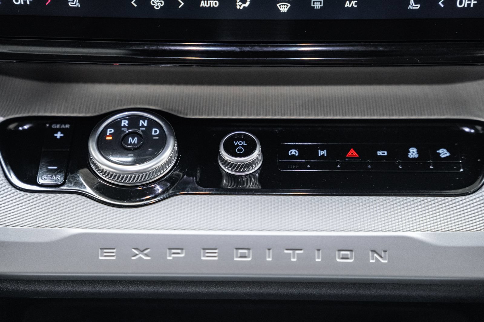 Certified 2026 Ford Expedition Max Active AWD/4WD image 23