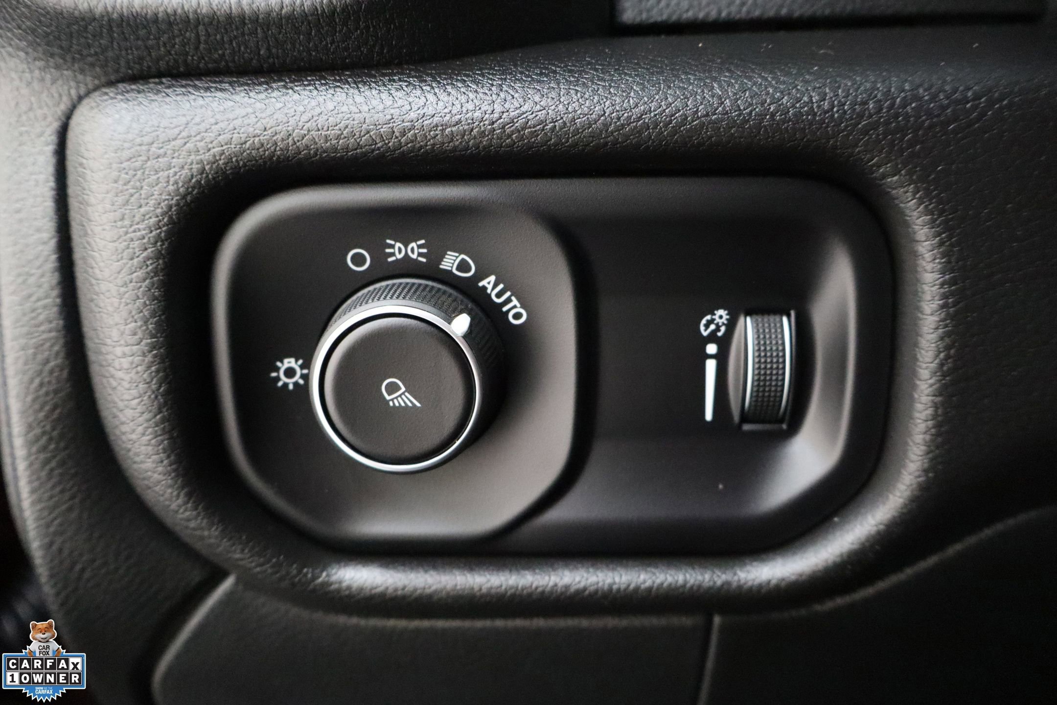 Used 2024 RAM 2500 Tradesman w/ Chrome Appearance Group image 22