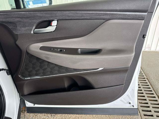 Used 2020 Hyundai Santa Fe SEL w/ Convenience Package FWD image 18