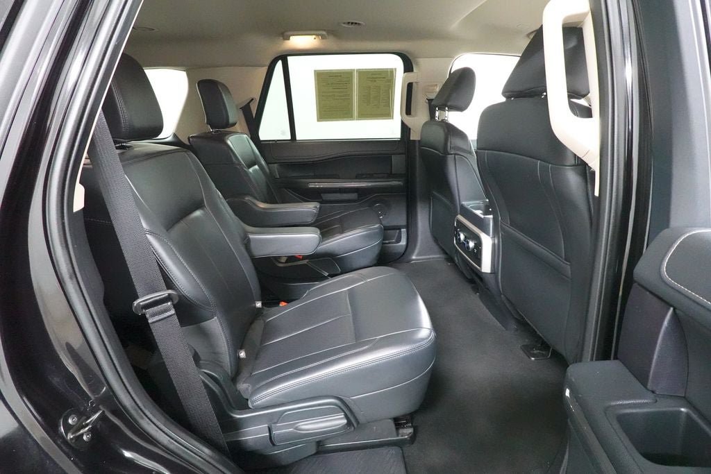 Certified 2024 Ford Expedition XLT AWD/4WD image 32
