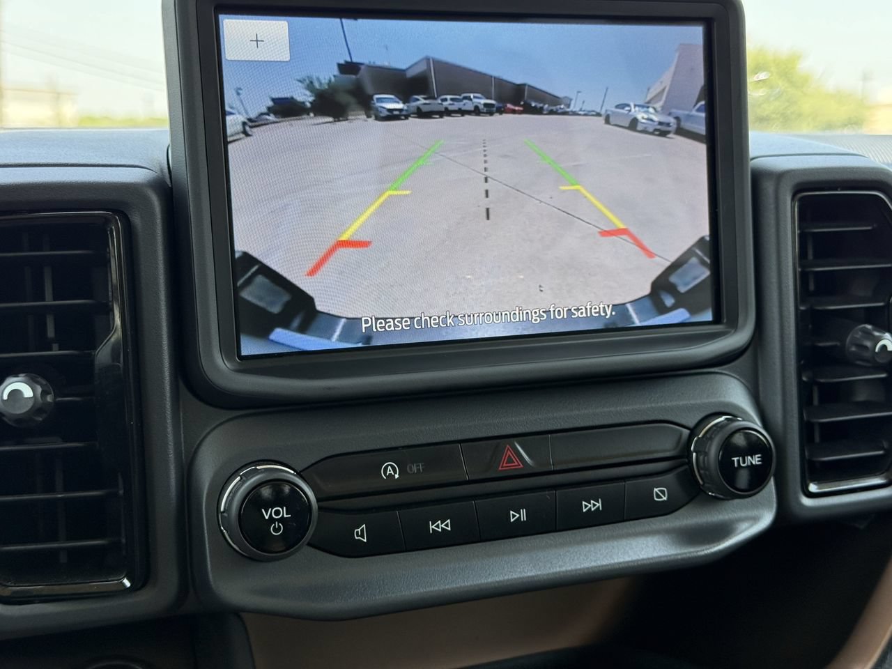 Certified 2024 Ford Bronco Sport Outer Banks AWD/4WD image 18