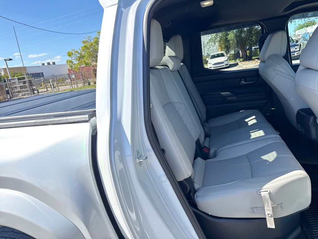 Used 2024 Toyota Tacoma Limited w/ Limited Package (LT) image 29