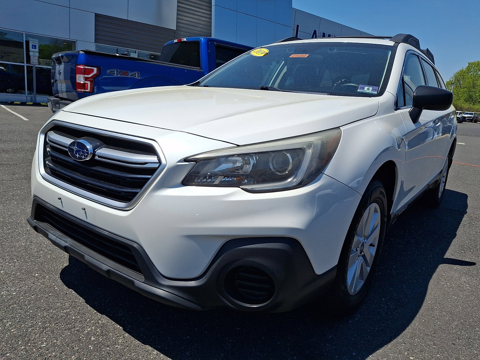 Used 2019 Subaru Outback 2.5i AWD/4WD image 4