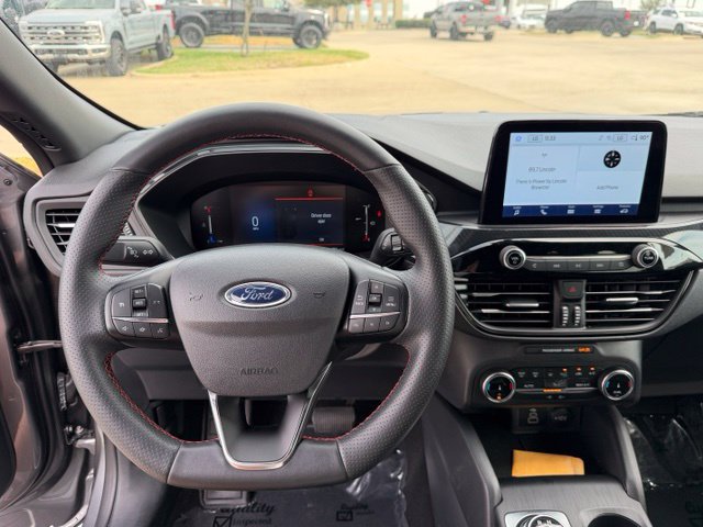 Certified 2025 Ford Escape ST-Line AWD/4WD image 13