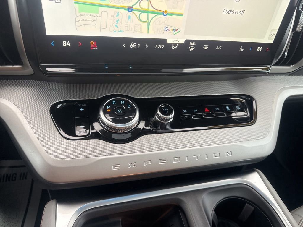 Certified 2025 Ford Expedition Active image 27