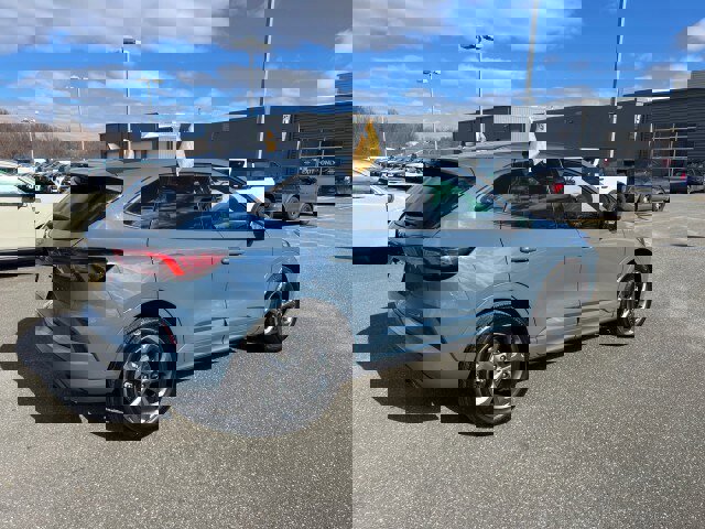 Certified 2024 Ford Escape ST-Line Select video 3