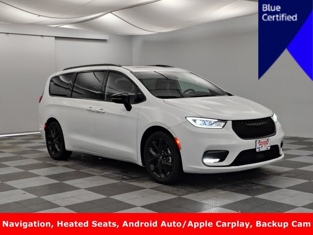 Used 2026 Chrysler Pacifica Limited w/ S Appearance Package