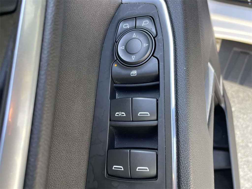 Used 2022 Chevrolet Silverado 1500 LT image 16