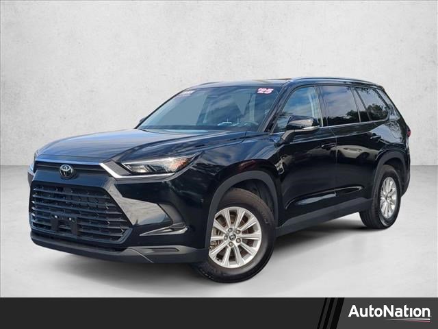 Used 2025 Toyota Grand Highlander XLE image 1