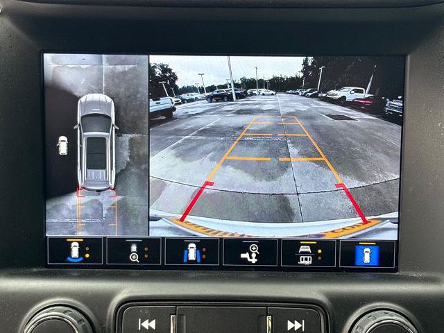 Used 2022 GMC Terrain SLT w/ Tech Package FWD image 24