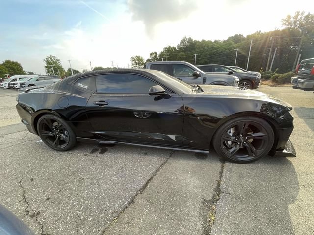 Used 2023 Chevrolet Camaro SS RWD image 8