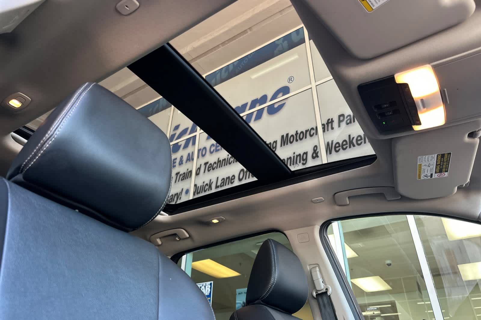 Used 2023 Nissan Rogue SL FWD image 18