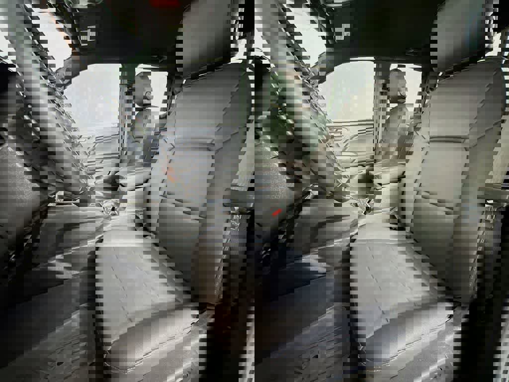 Used 2023 GMC Canyon Elevation w/ Elevation Premium Package image 12