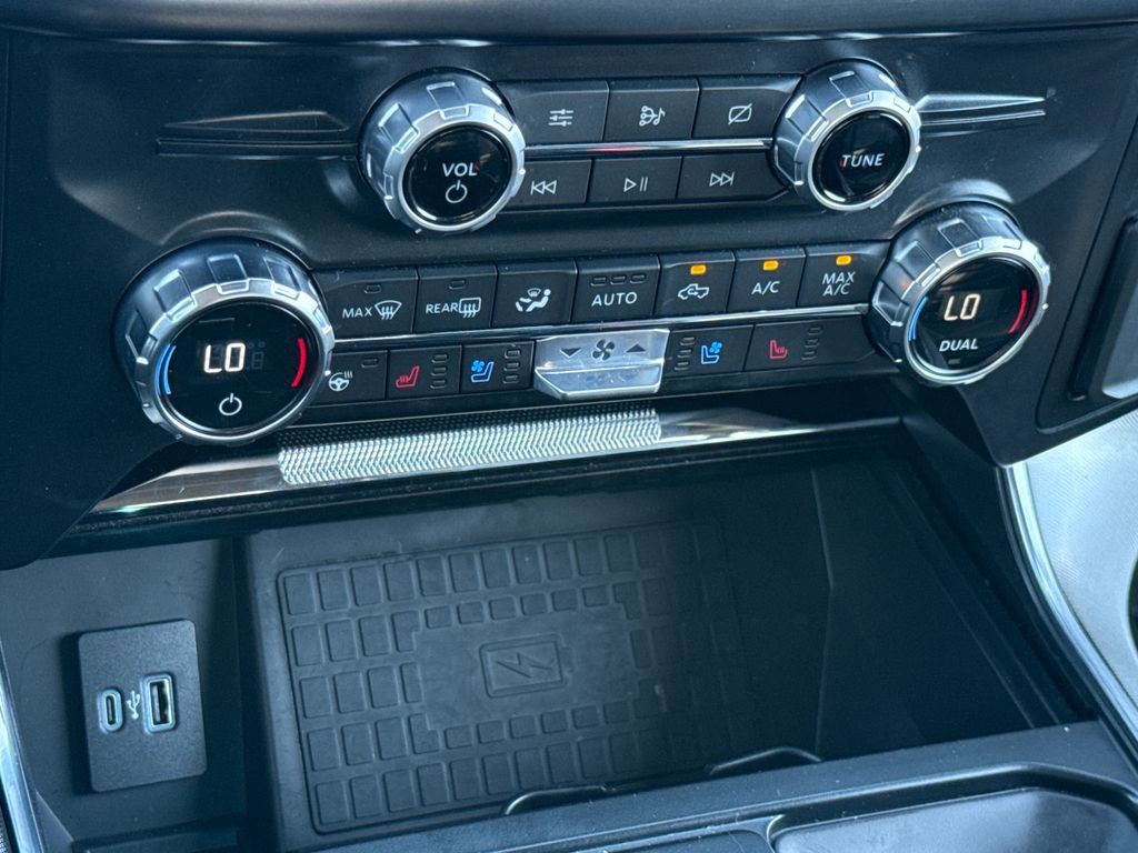 Certified 2021 Ford F150 Platinum w/ Equipment Group 701A High image 23