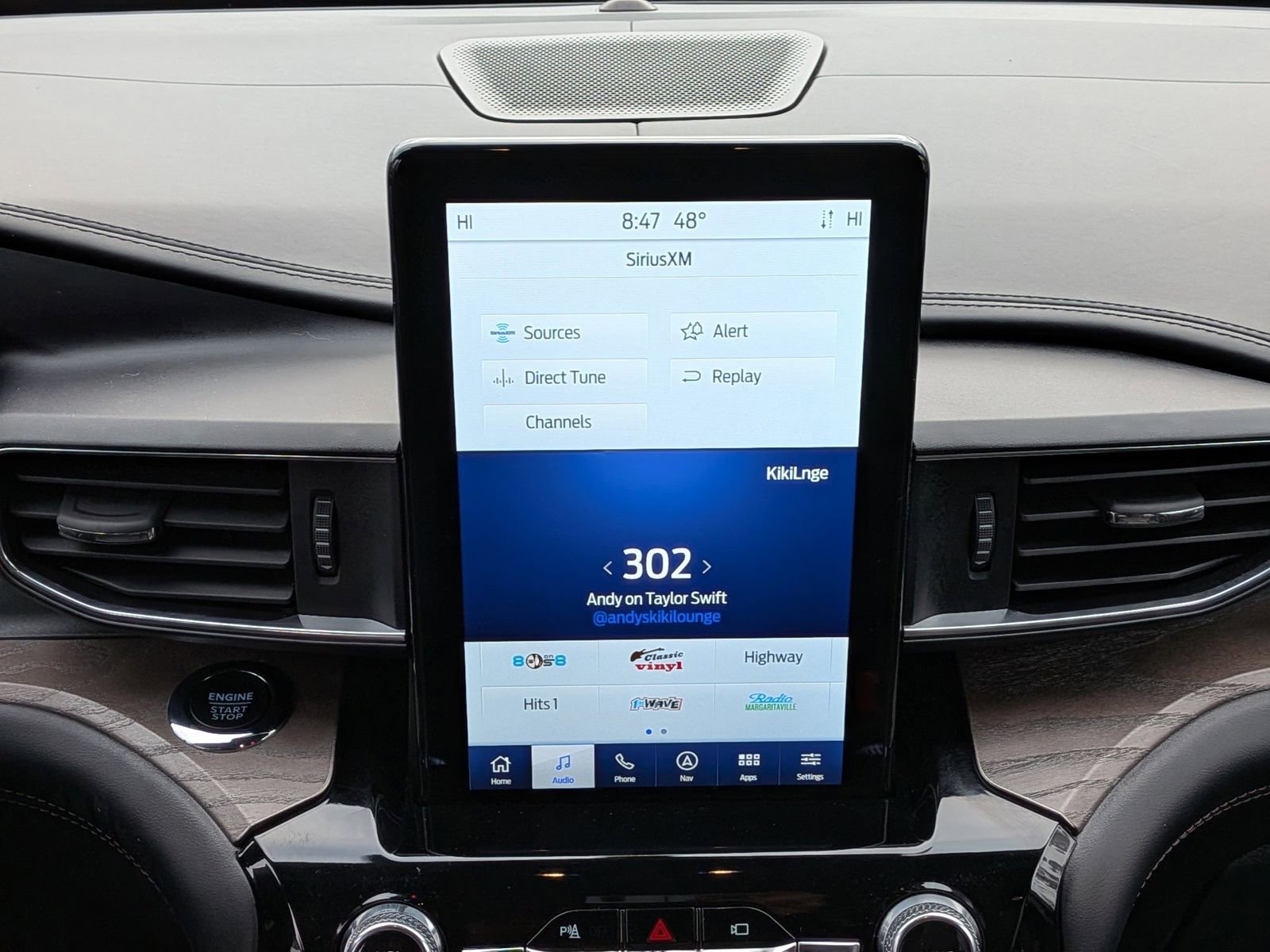 Certified 2023 Ford Explorer Platinum w/ Technology Package image 20