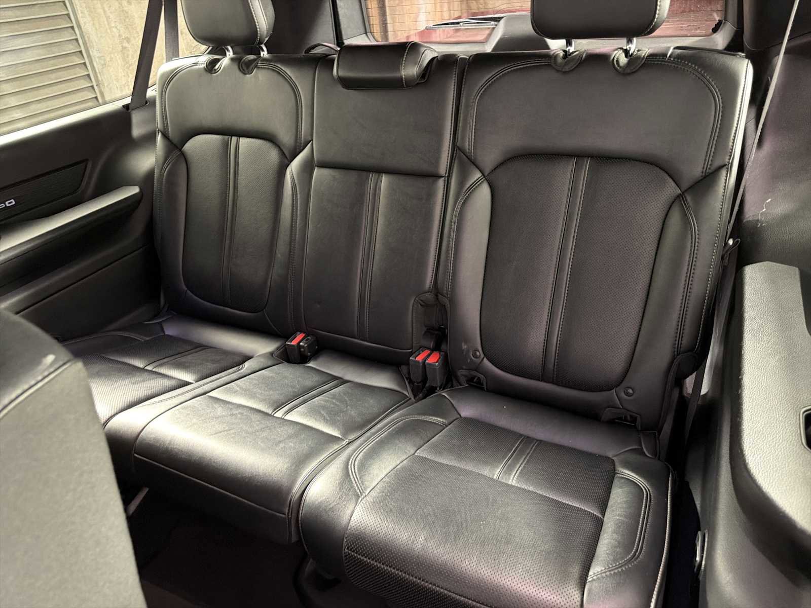 Used 2023 Jeep Wagoneer L Series II AWD/4WD image 22