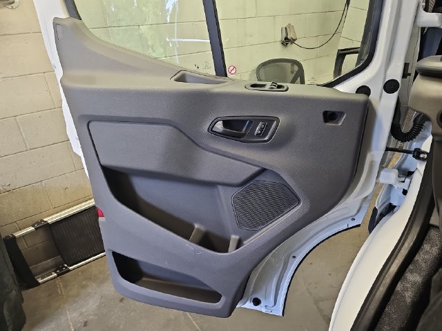 Certified 2025 Ford Transit 250 Low Roof w/ Exterior Upgrade Package RWD image 23