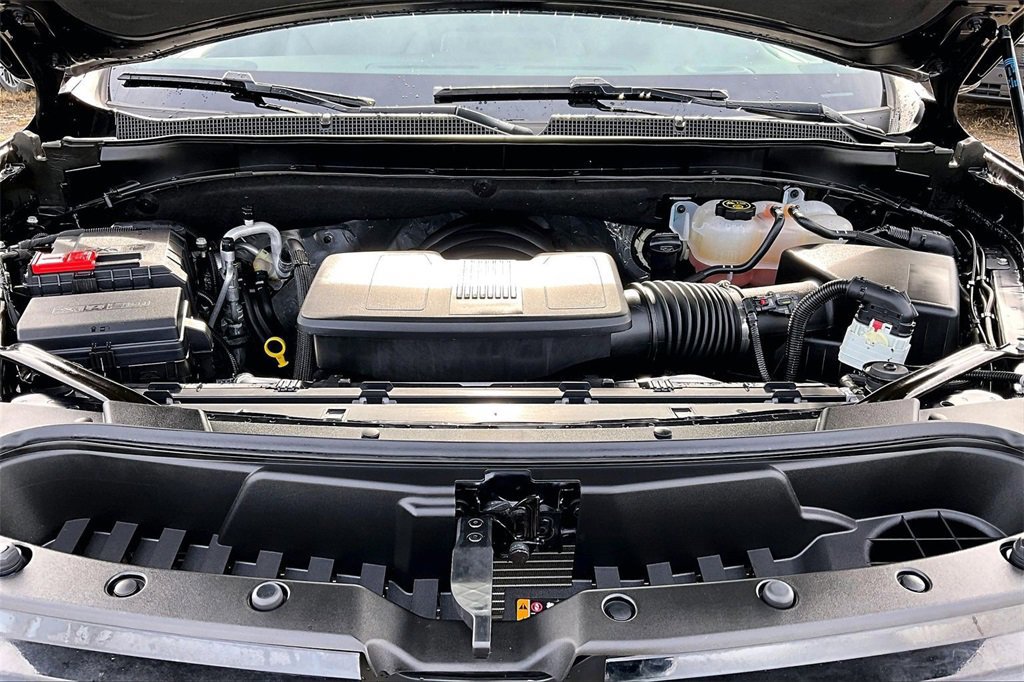 Used 2023 Chevrolet Tahoe Z71 w/ Luxury Package image 12