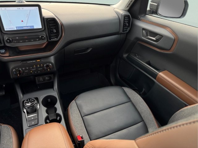 Certified 2023 Ford Bronco Sport Outer Banks w/ Tech Package AWD/4WD image 12
