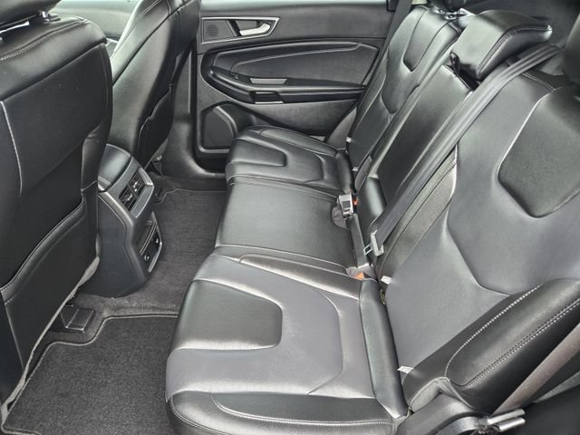 Certified 2022 Ford Edge Titanium AWD/4WD image 28