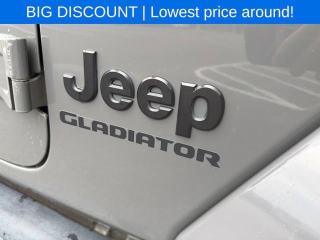 Used 2021 Jeep Gladiator Sport AWD/4WD image 9