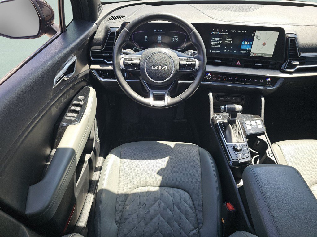 Used 2023 Kia Sportage X-Line w/ X-Line Premium Package AWD/4WD image 4