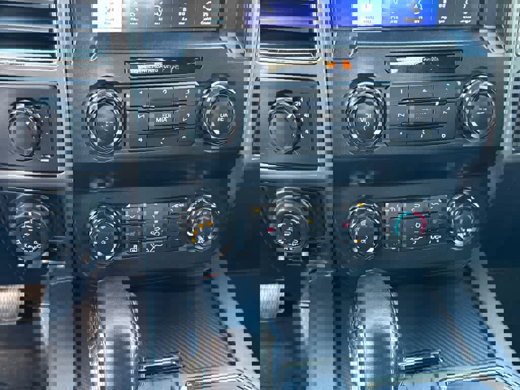 Certified 2020 Ford F150 XLT w/ Equipment Group 302A Luxury image 28