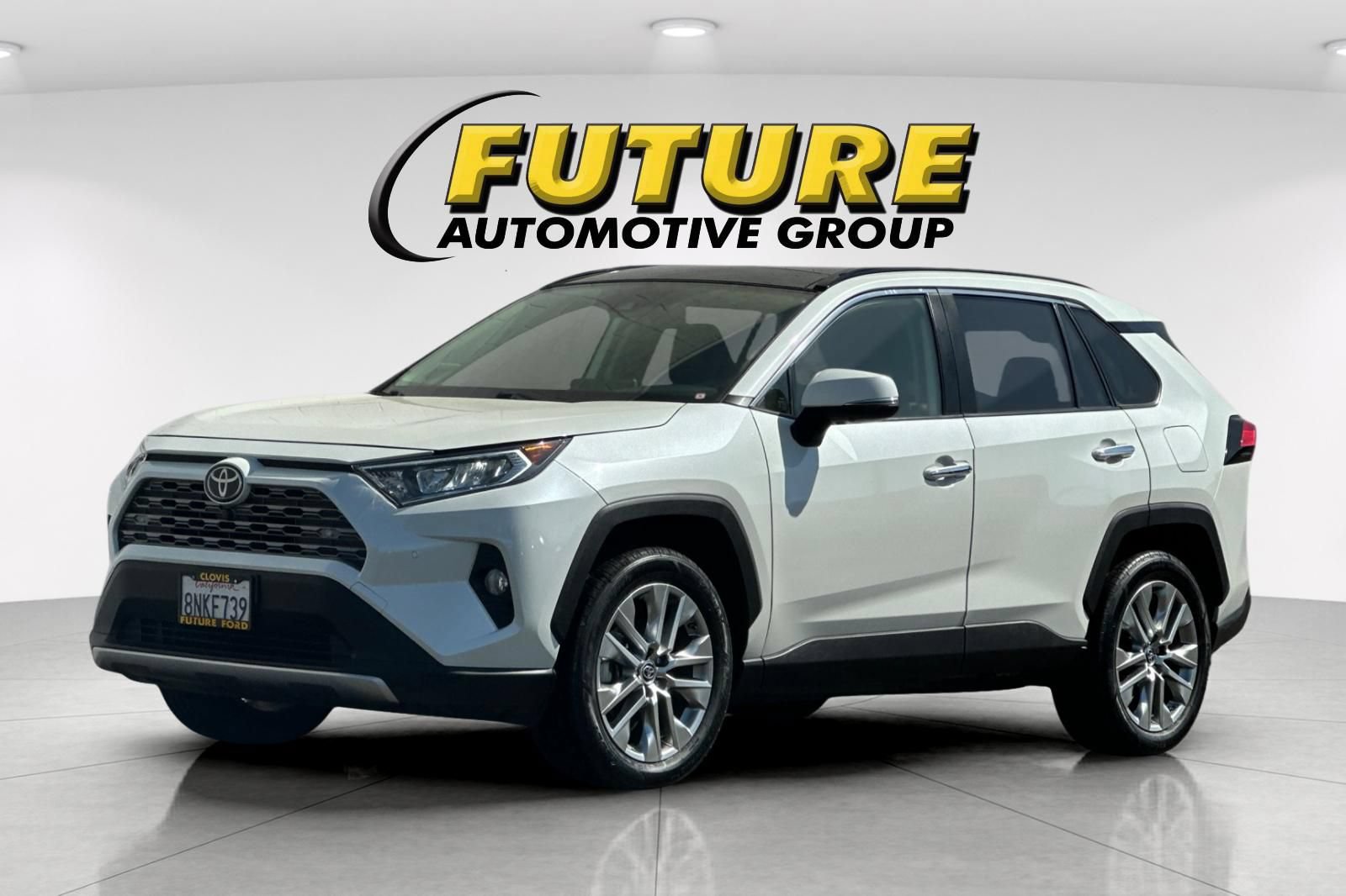 Used 2019 Toyota RAV4 Limited w/ Advanced Technology Package AWD/4WD image 7