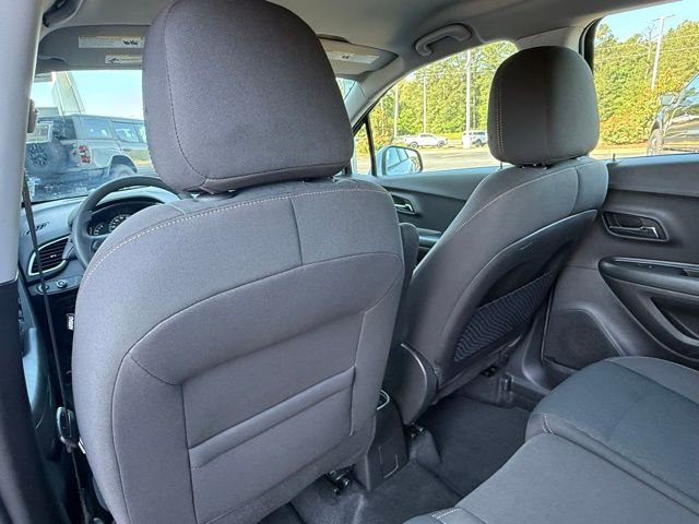 Used 2021 Chevrolet Trax LS FWD image 15