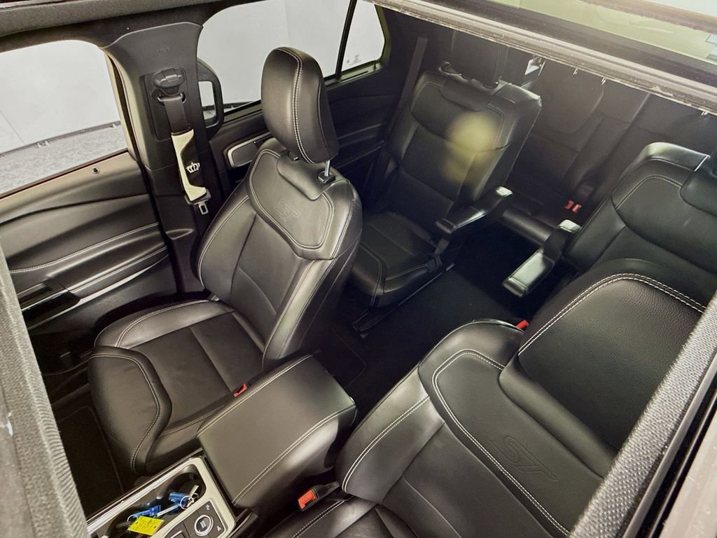Certified 2024 Ford Explorer ST w/ Equipment Group 401A image 10