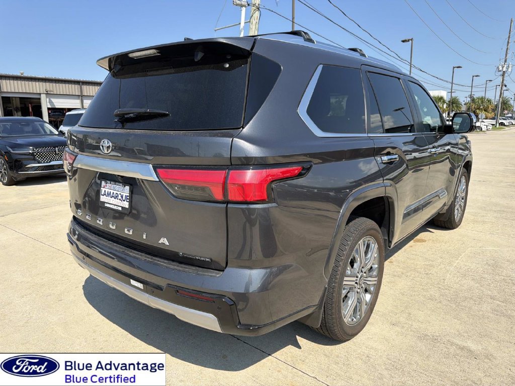 Used 2026 Toyota Sequoia Capstone AWD/4WD image 9