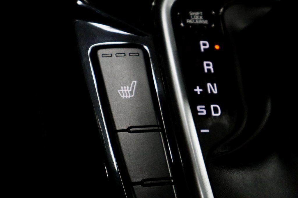 Used 2022 Kia Seltos EX image 12