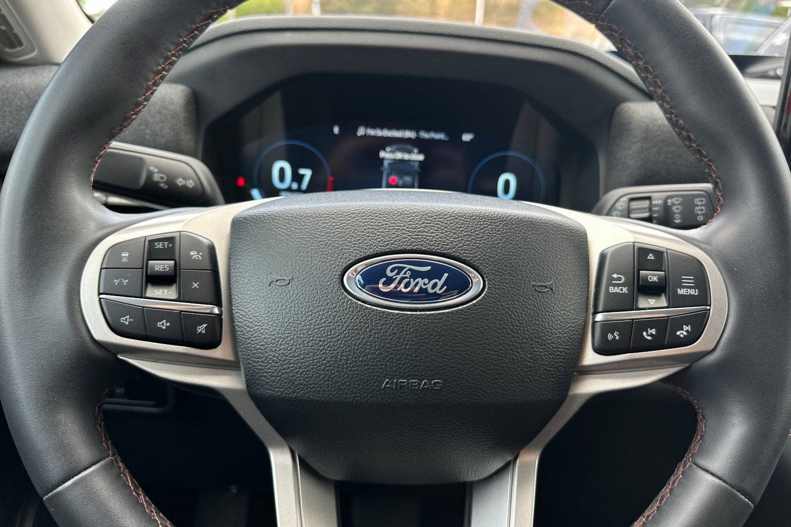 Certified 2025 Ford Explorer Active RWD image 23
