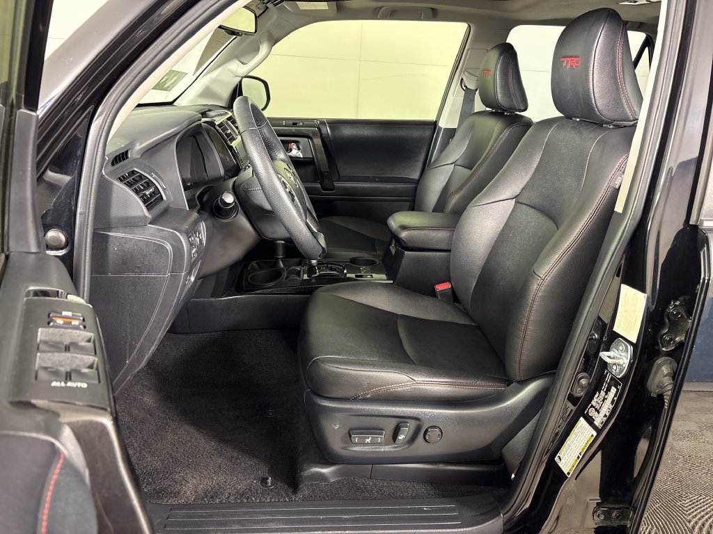 Used 2021 Toyota 4Runner SR5 AWD/4WD image 26