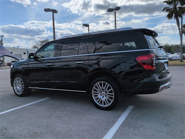 Certified 2023 Ford Expedition Max Platinum image 3