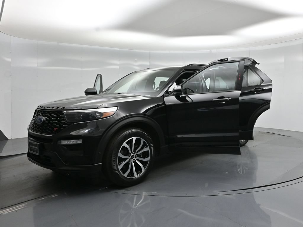 Certified 2020 Ford Explorer ST AWD/4WD image 32
