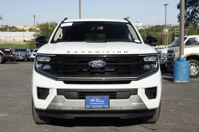 Certified 2025 Ford Expedition Max Platinum AWD/4WD image 8