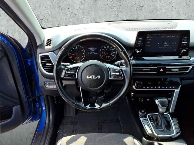 Used 2023 Kia Seltos S FWD image 17