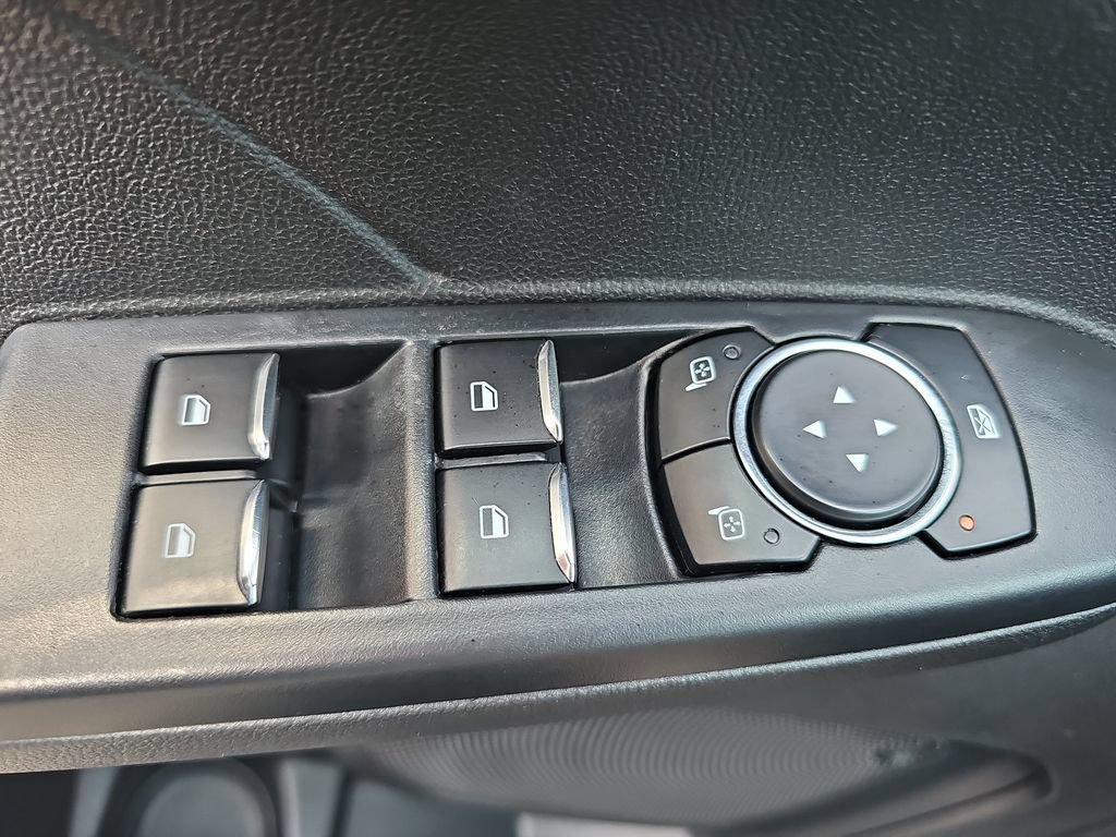 Certified 2025 Ford Escape ST-Line Select AWD/4WD image 27