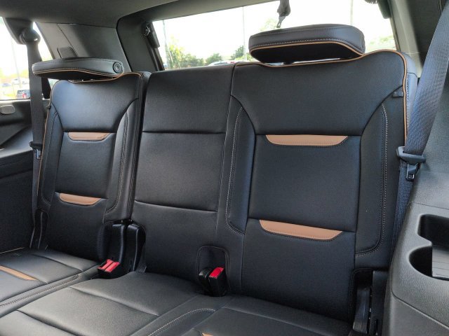 Used 2024 GMC Yukon AT4 w/ Max Trailering Package AWD/4WD image 15