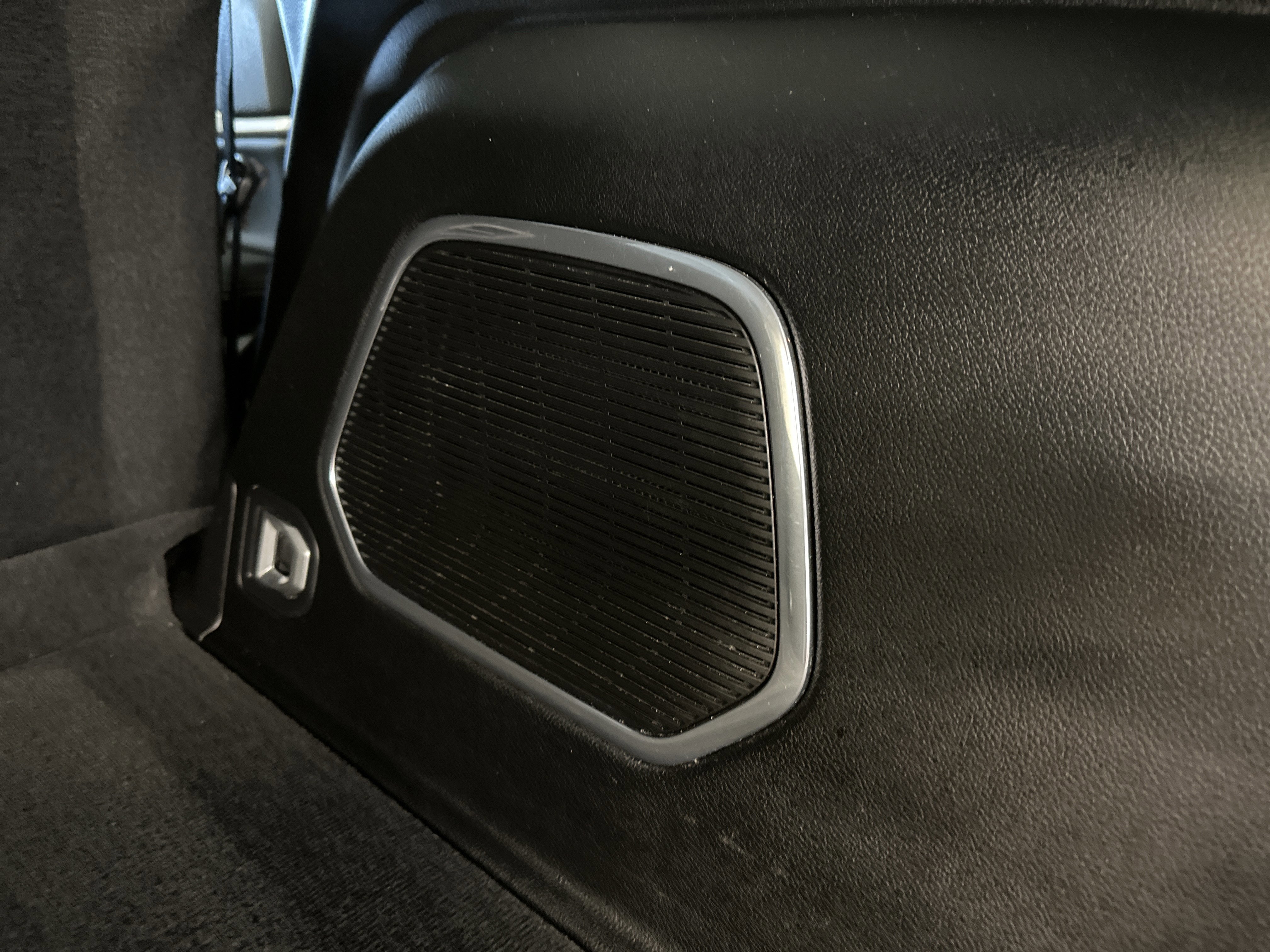 Used 2022 Jeep Grand Cherokee Limited w/ Trailer Tow Prep Group (B) image 30