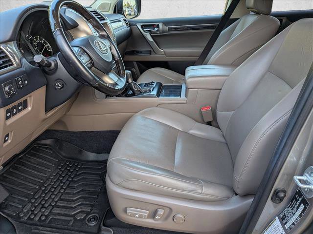 Used 2020 Lexus GX 460 Premium image 11
