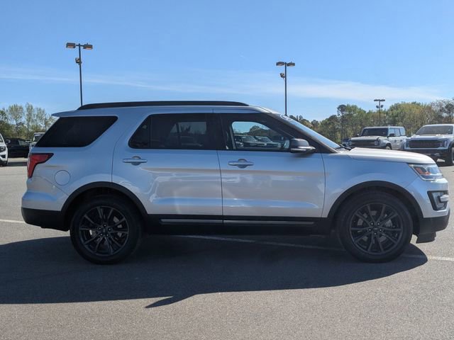 Certified 2017 Ford Explorer XLT w/ Equipment Group 202A image 6